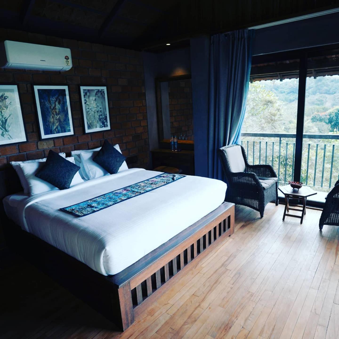 Barsati Ranches Villa Витири Екстериор снимка